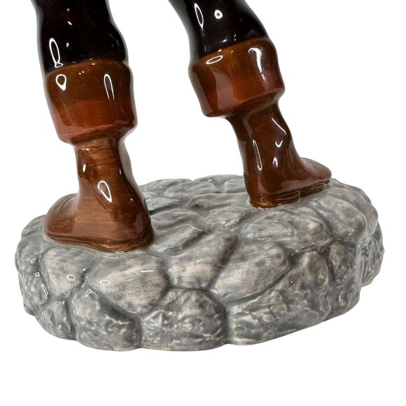 Disney Gaston Beauty and The Beast Villain Vintage Ceramic Figurine‎ 8.5" Tall - Picture 9 of 14